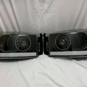 06-09 Dodge RAM Headlights