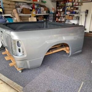 19-23 Dodge ram 6.4 Silver Short bed with tailgate and the left taillight