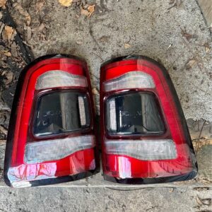 2021 dodge ram 2500 taillights oem perfect condition
